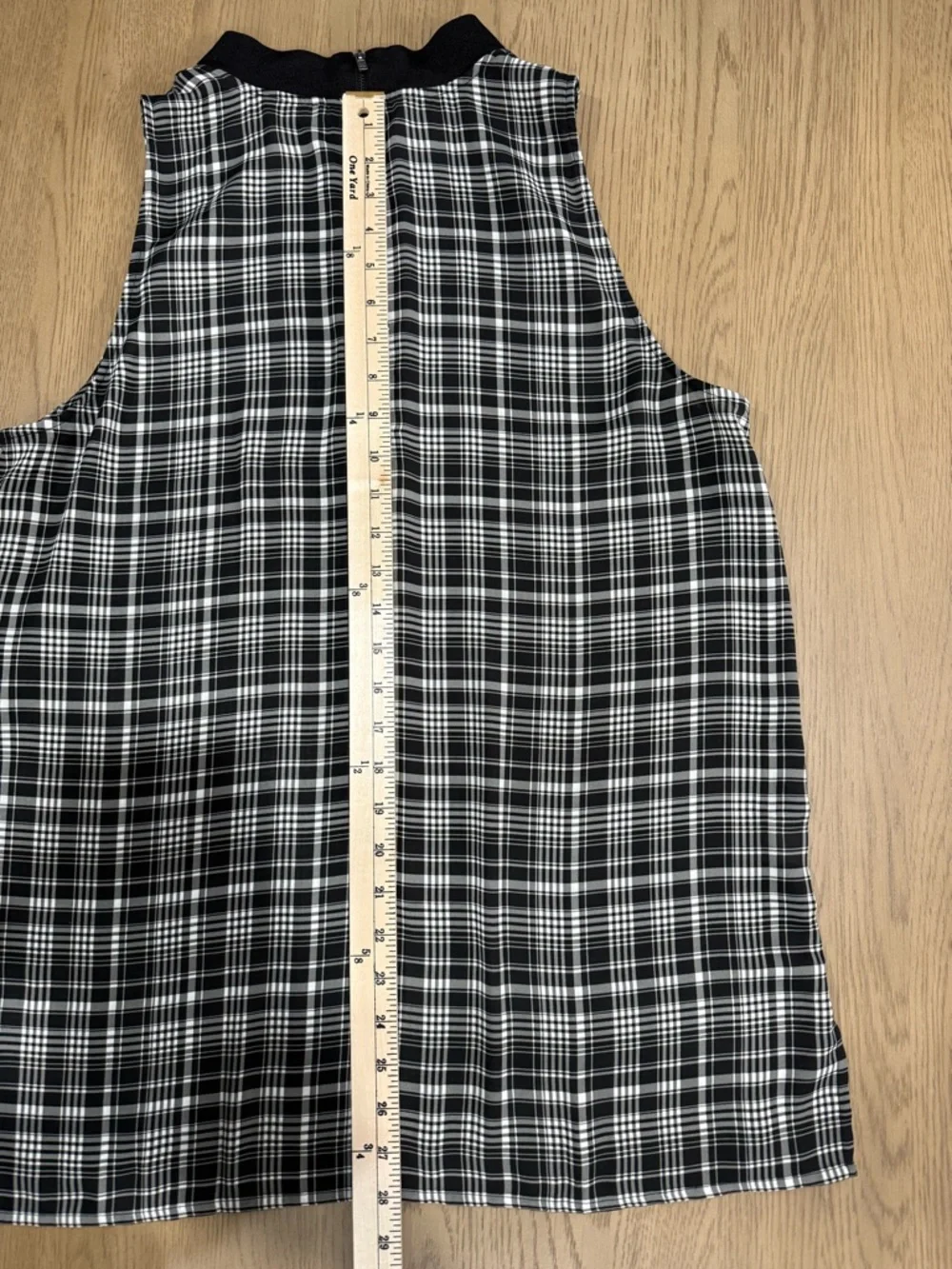 LOFT Plaid Sleeveless Blouse Mock Neck Zip Back Career Chic Preppy Chiffon Large - Picture 11 of 12